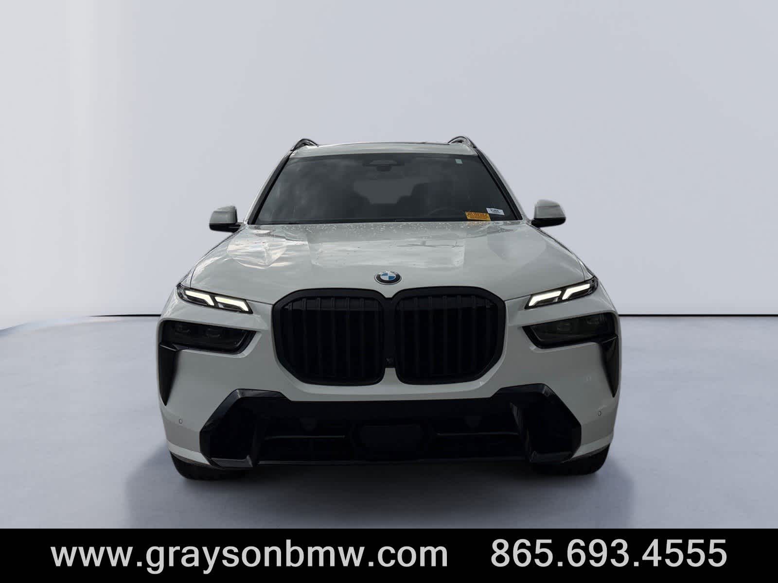2023 BMW X7 xDrive40i Image 2 of 34