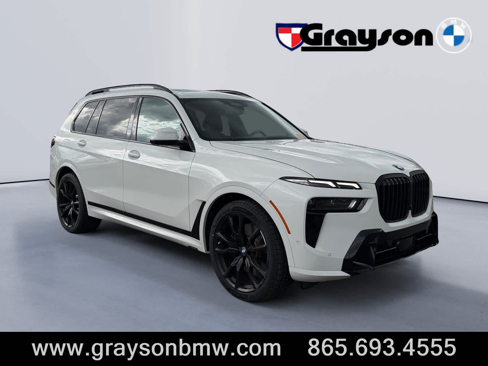 2023 BMW X7 xDrive40i Image 3 of 34
