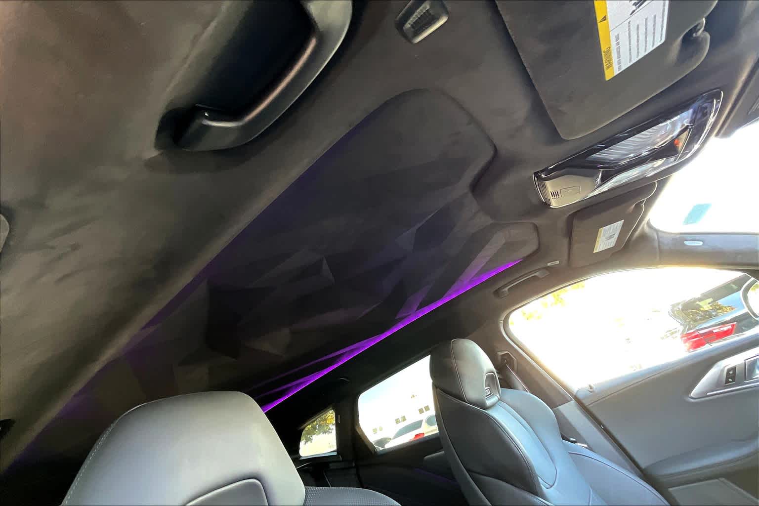 Vehicle image 29 of 36
