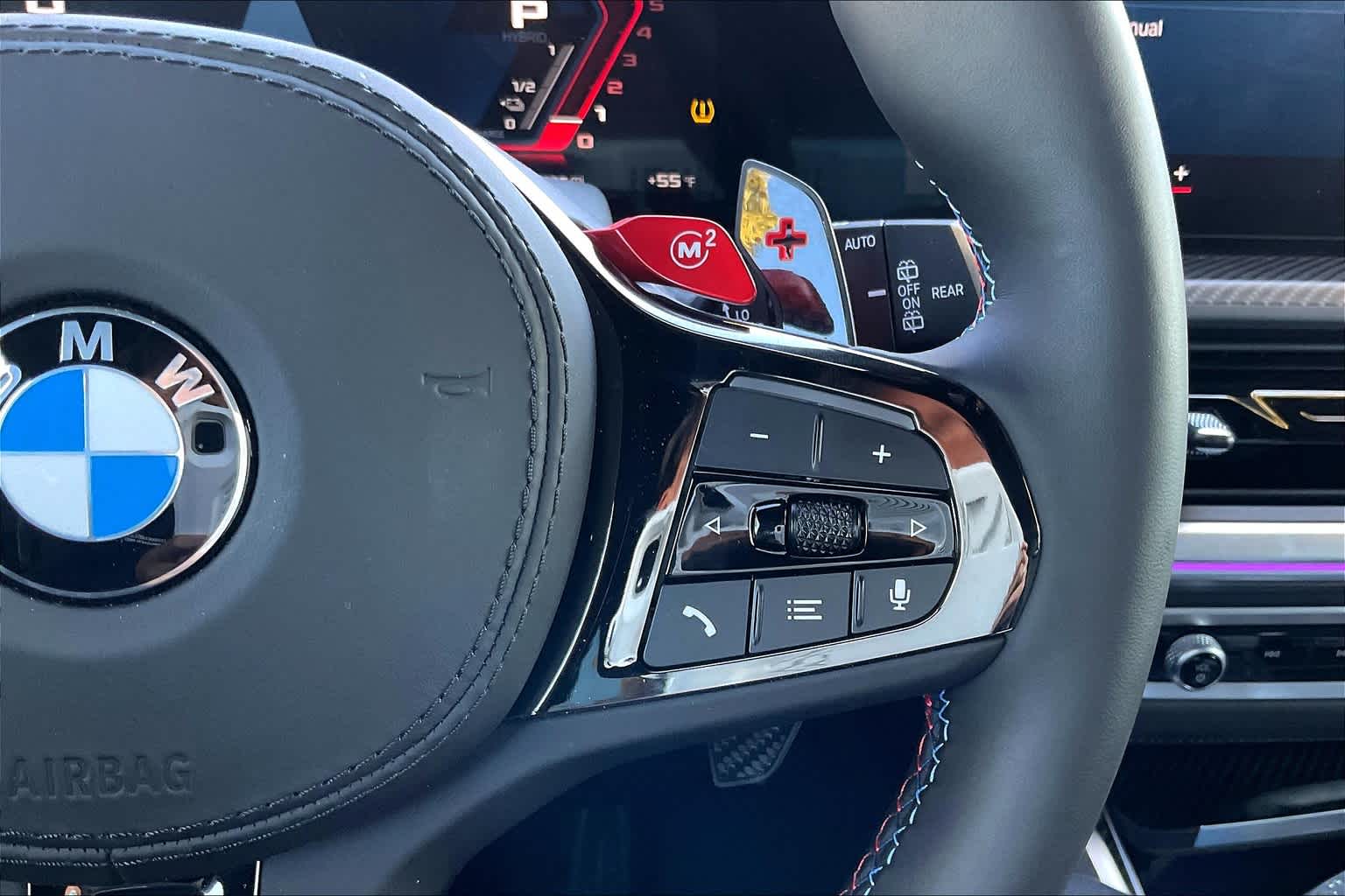 Vehicle image 18 of 36