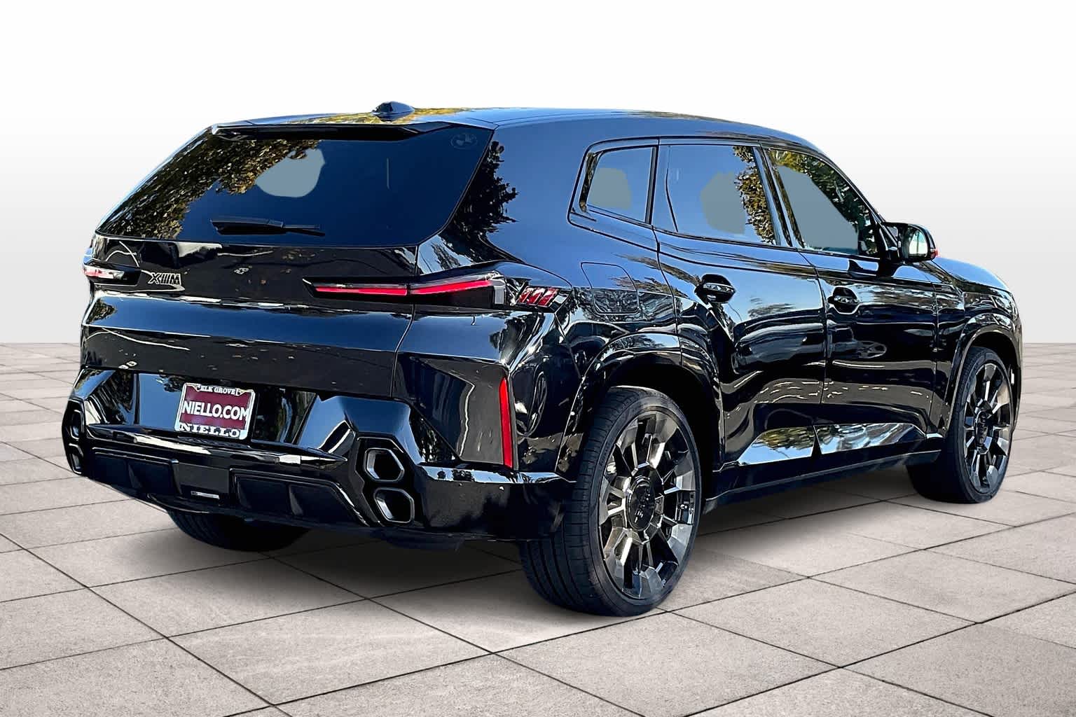 Vehicle image 4 of 36