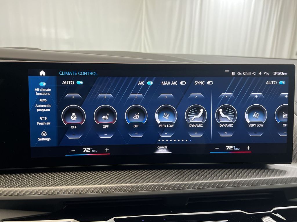 Vehicle image 20 of 29