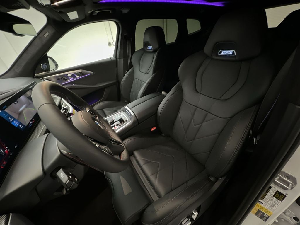 Vehicle image 12 of 29
