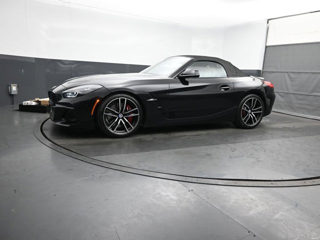 2023 BMW Z4 M40i Image 1 of 34