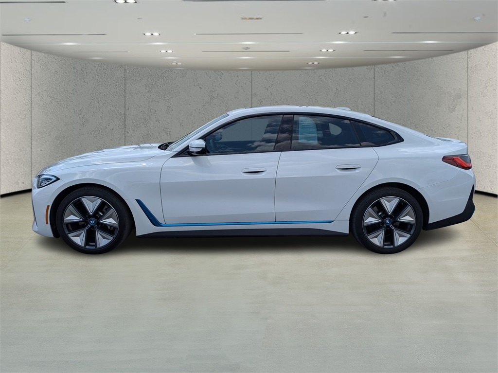 Vehicle image 8 of 30