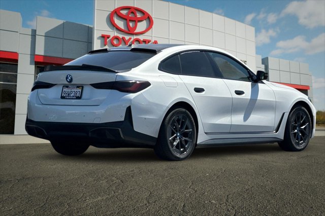 Vehicle image 5 of 28