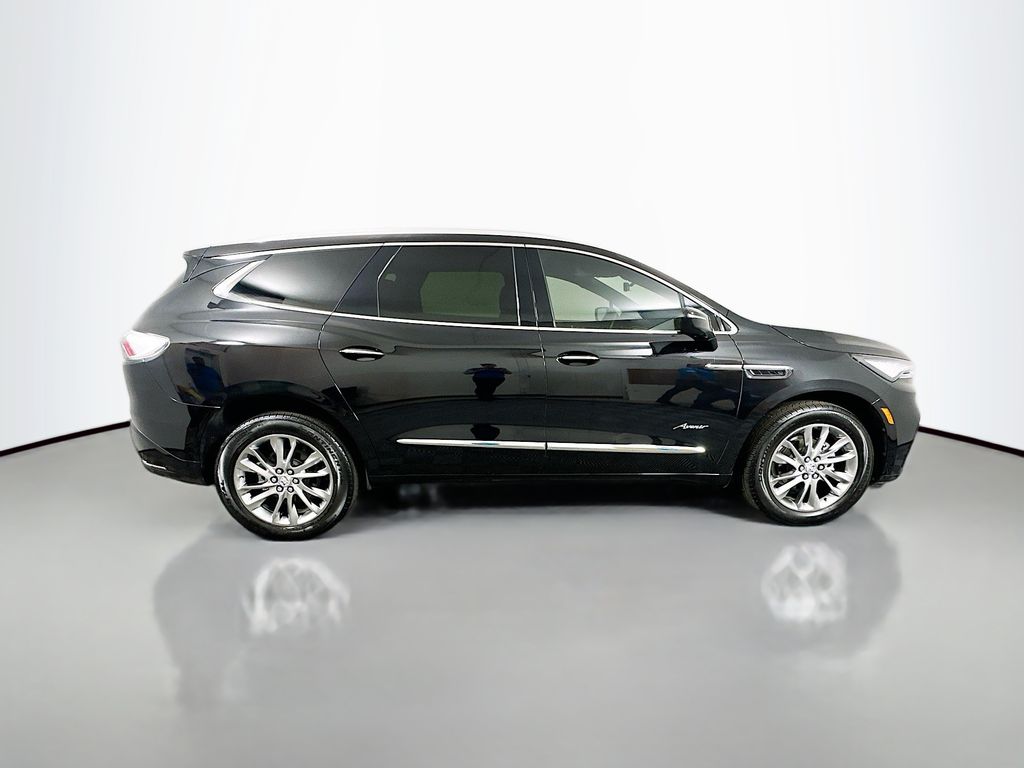 Vehicle image 4 of 34