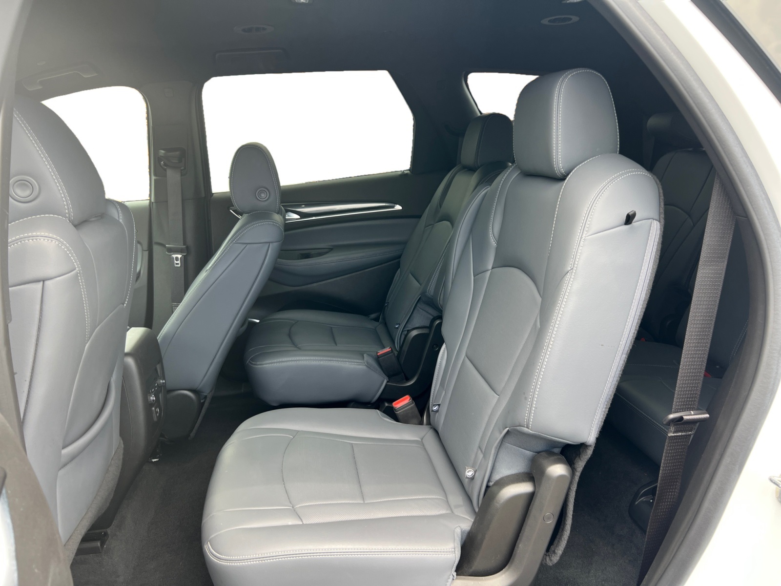 Vehicle image 14 of 23