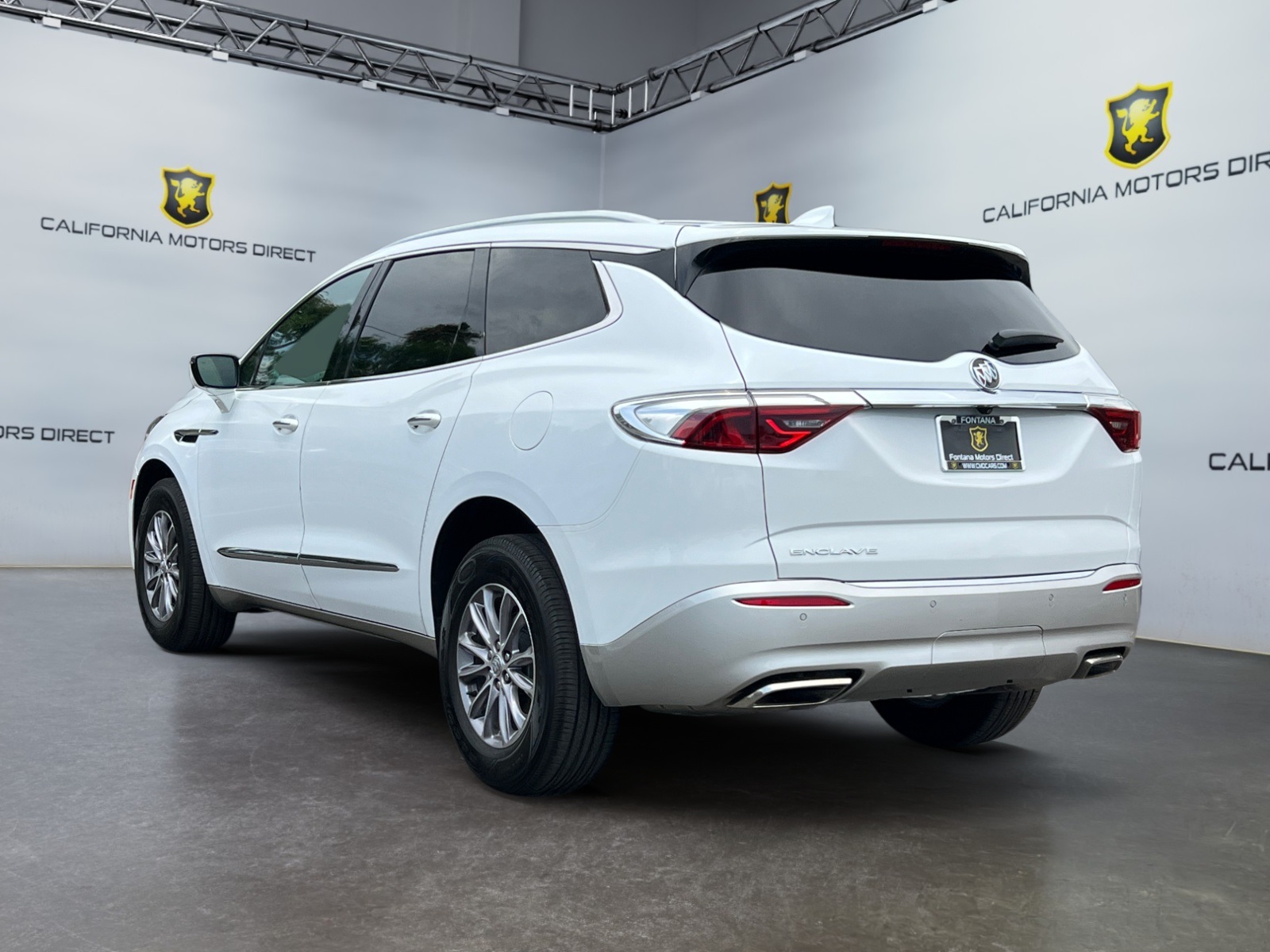 Vehicle image 7 of 23