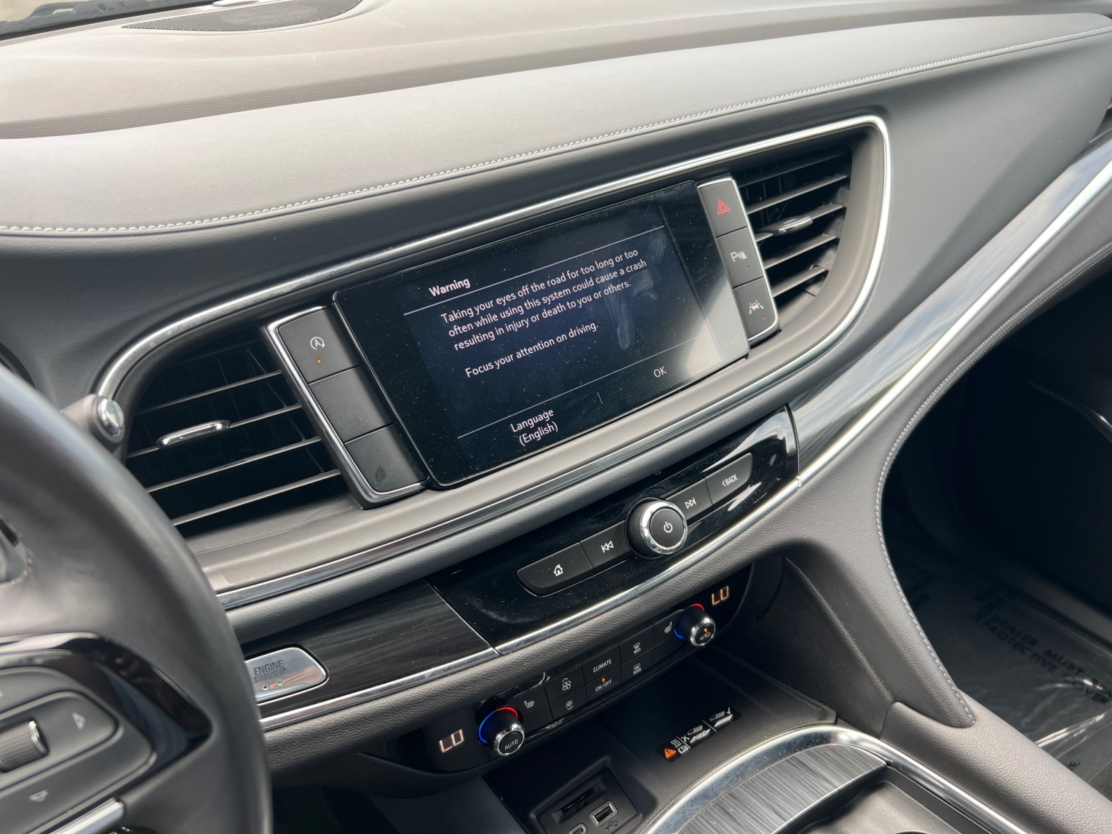Vehicle image 16 of 23