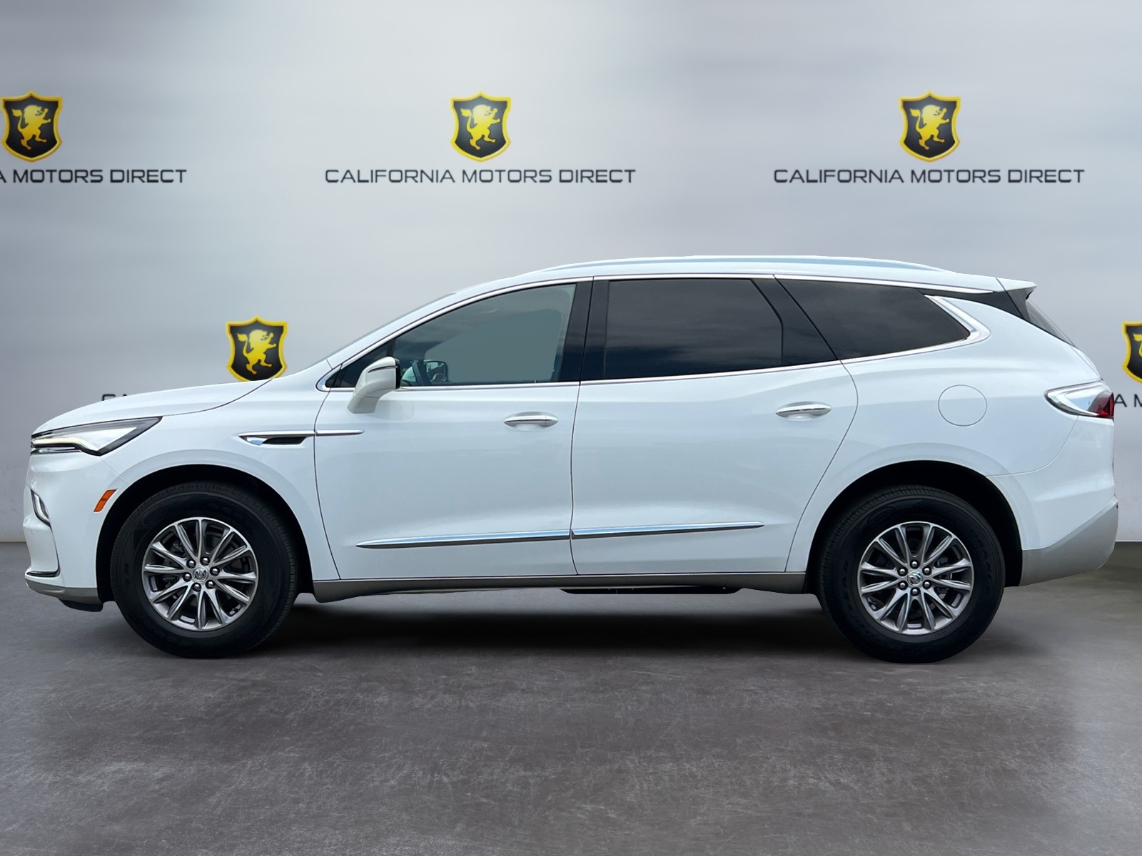 Vehicle image 8 of 23