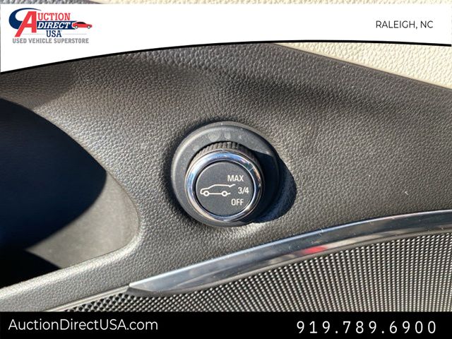 Vehicle image 19 of 34