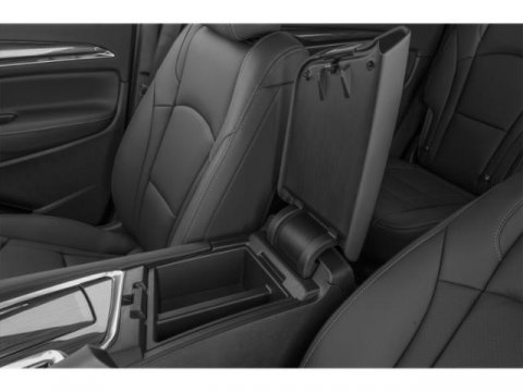 Vehicle image 17 of 18