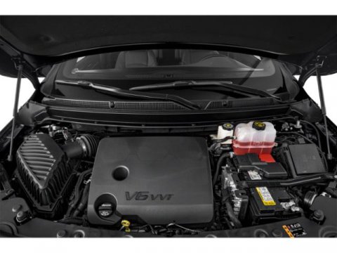 Vehicle image 15 of 18