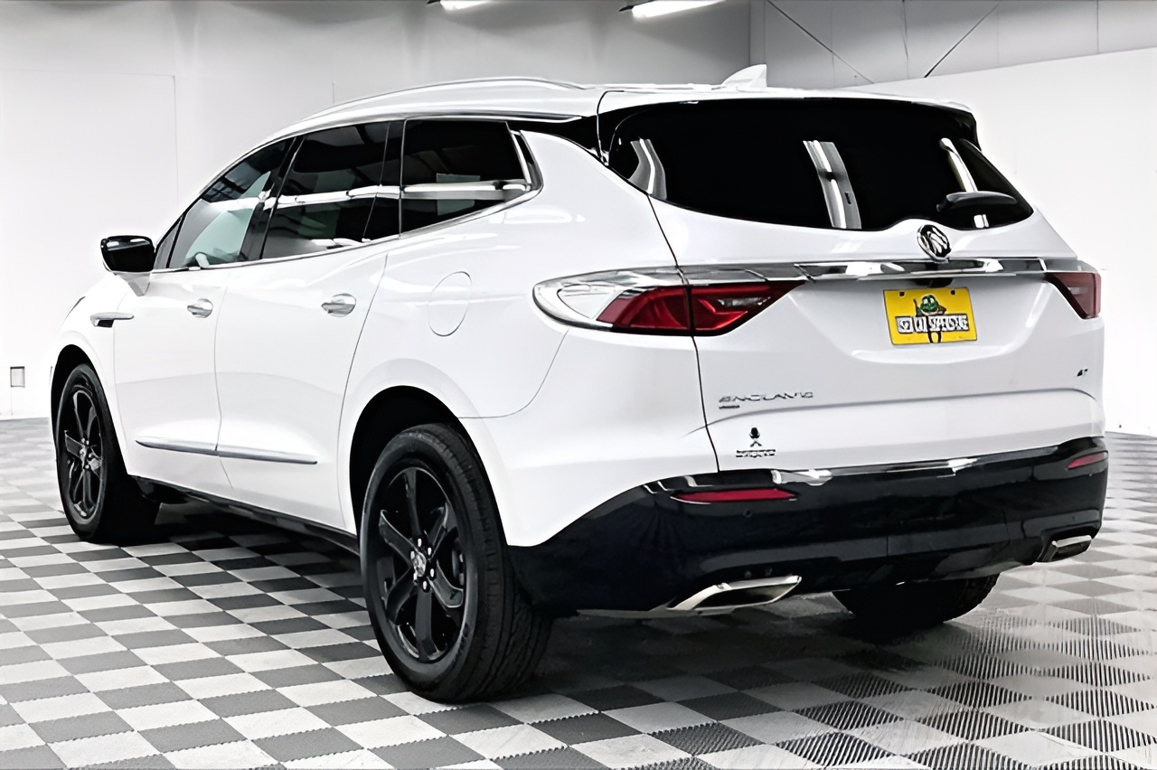 Vehicle image 44 of 44
