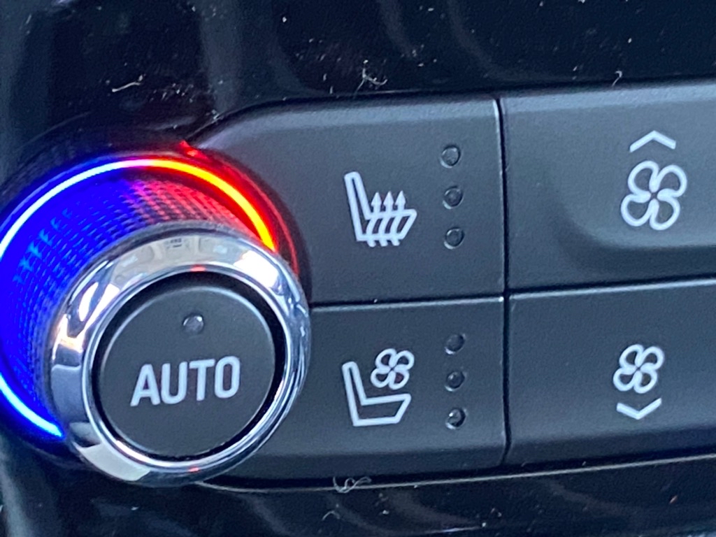 Vehicle image 20 of 31