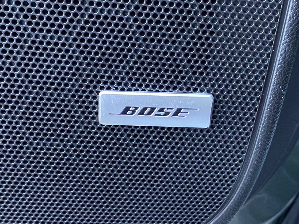 Vehicle image 25 of 31