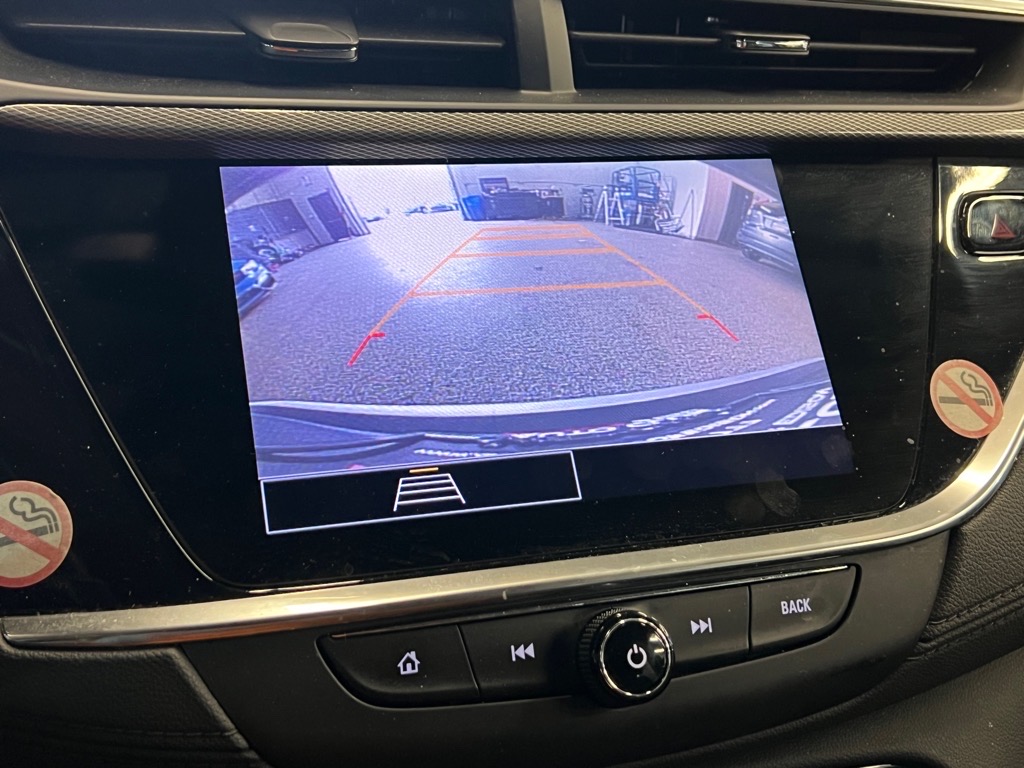 Vehicle image 14 of 24