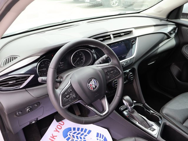 Vehicle image 27 of 43