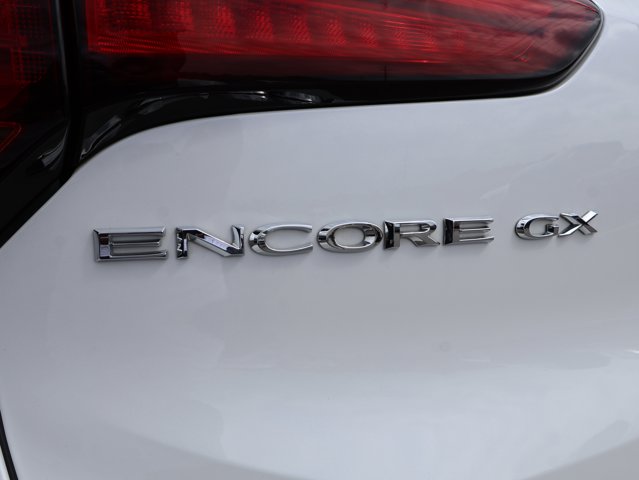 Vehicle image 17 of 43
