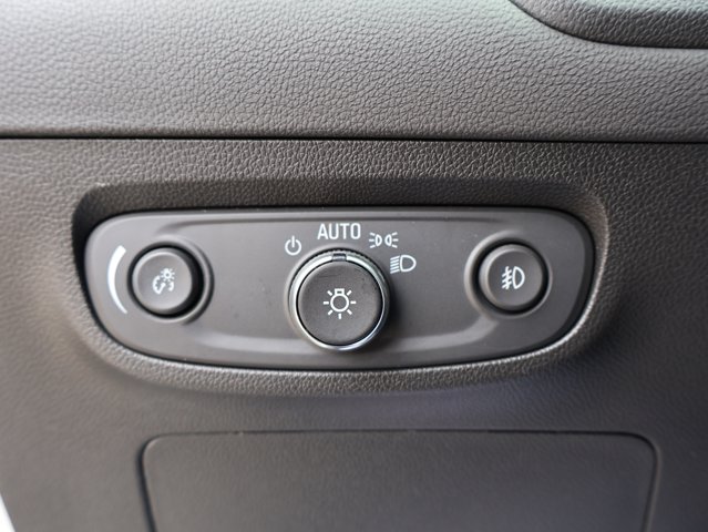 Vehicle image 28 of 43
