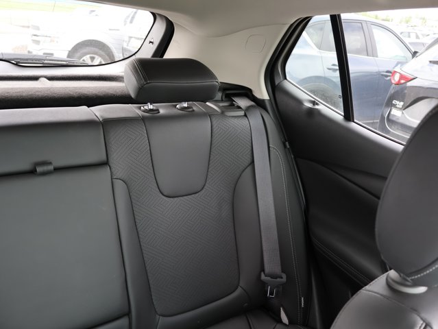 Vehicle image 9 of 43
