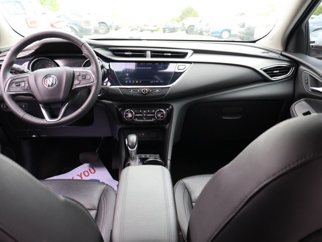 Vehicle image 13 of 43