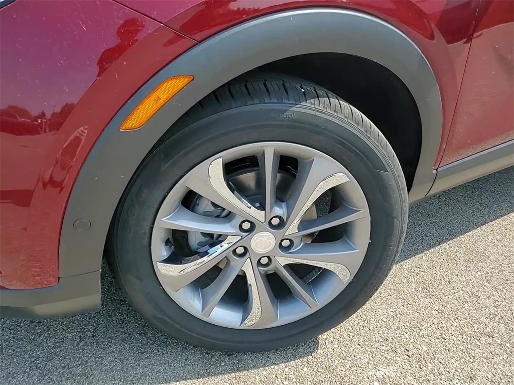 Vehicle image 14 of 28