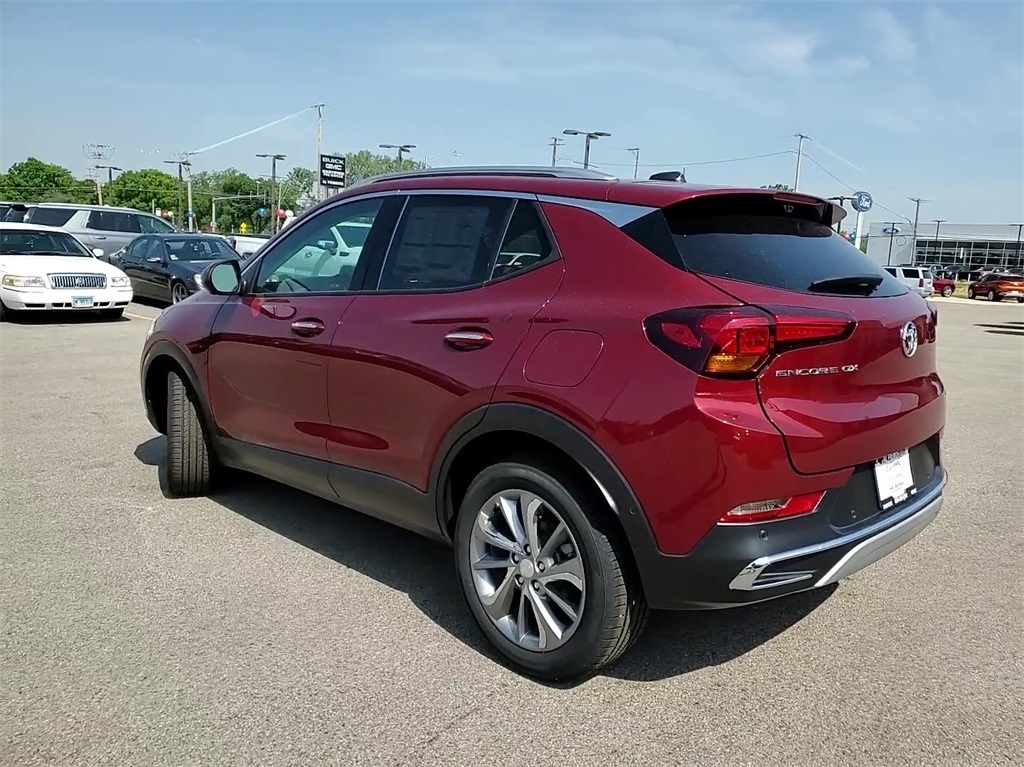 Vehicle image 9 of 28