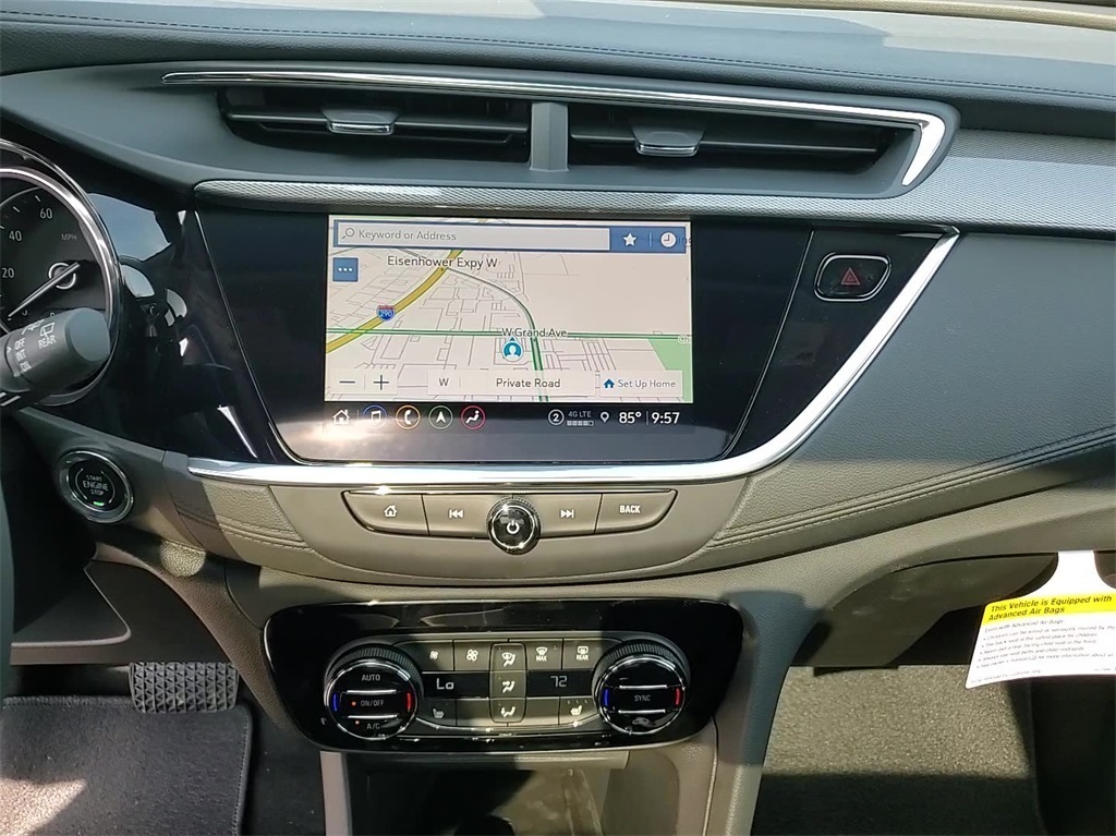 Vehicle image 23 of 28