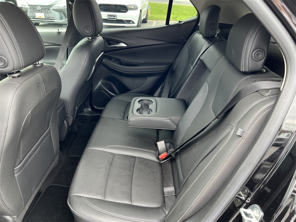 Vehicle image 18 of 35