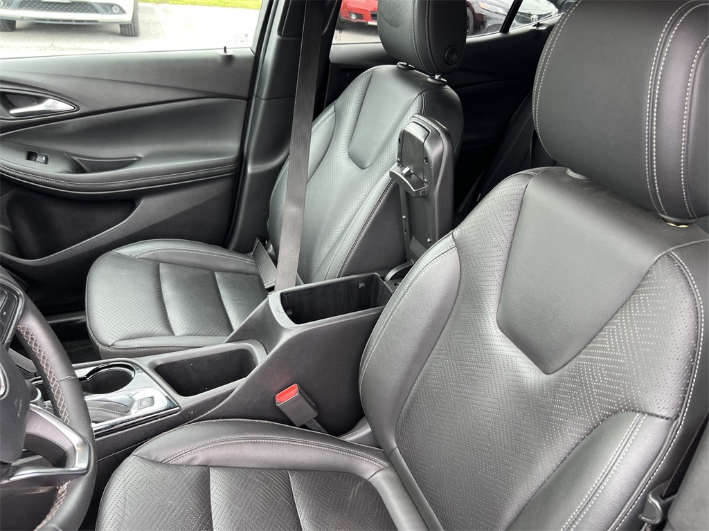 Vehicle image 16 of 35