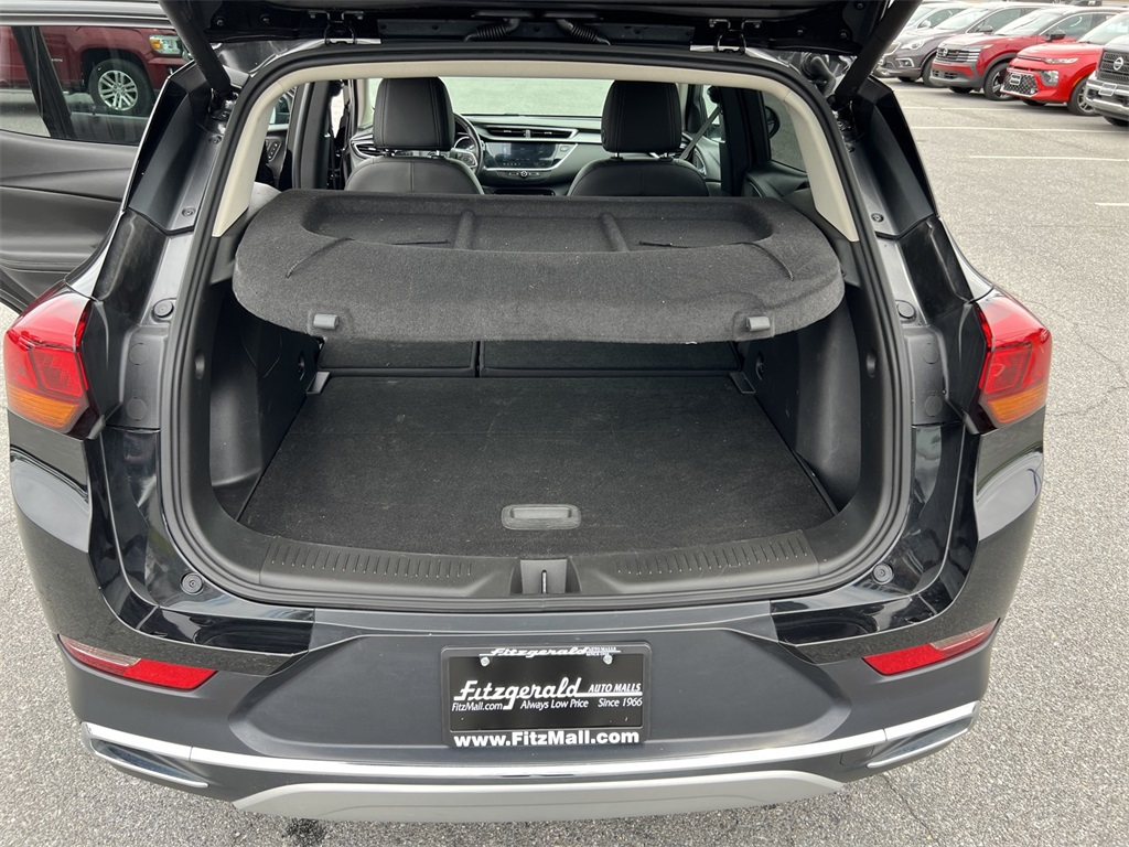 Vehicle image 14 of 35