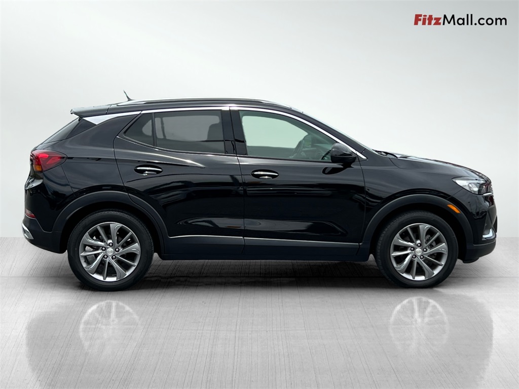 Vehicle image 4 of 35