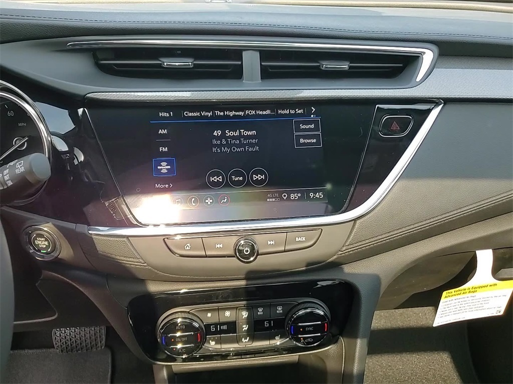 Vehicle image 21 of 26