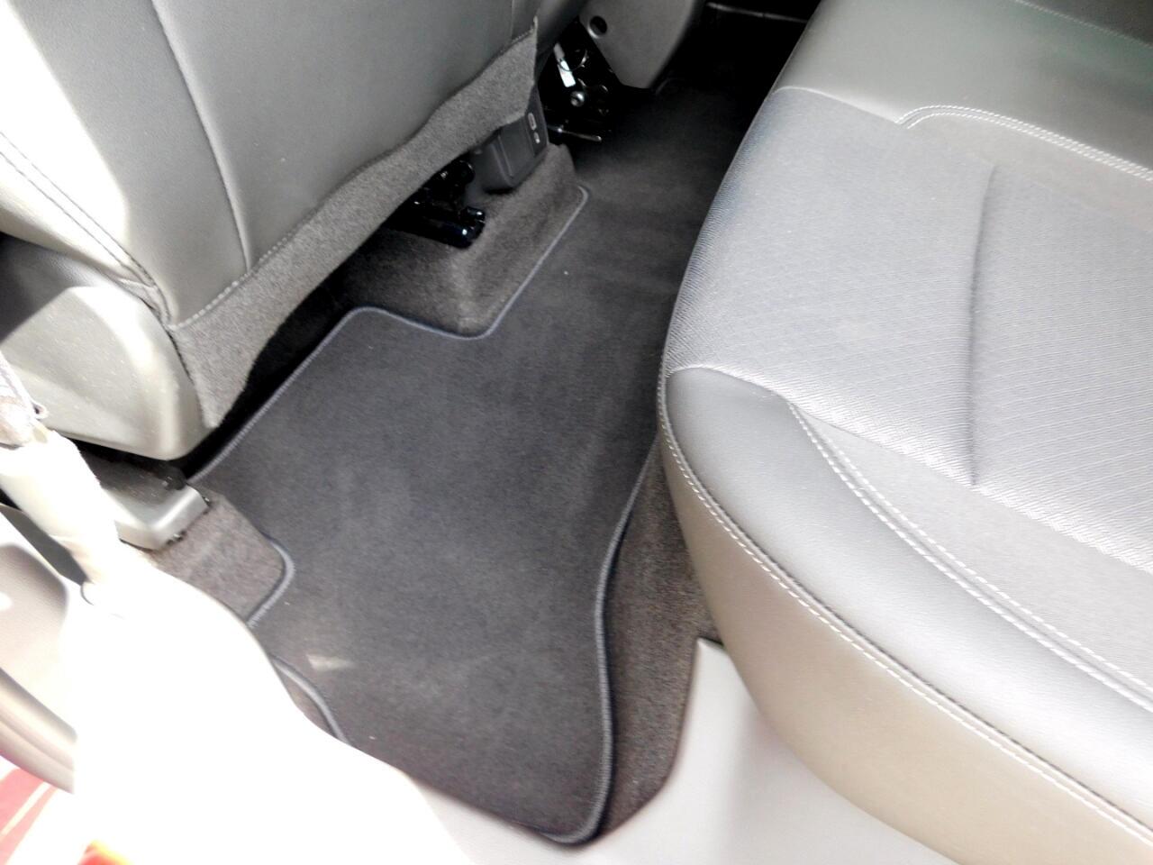 Vehicle image 23 of 39