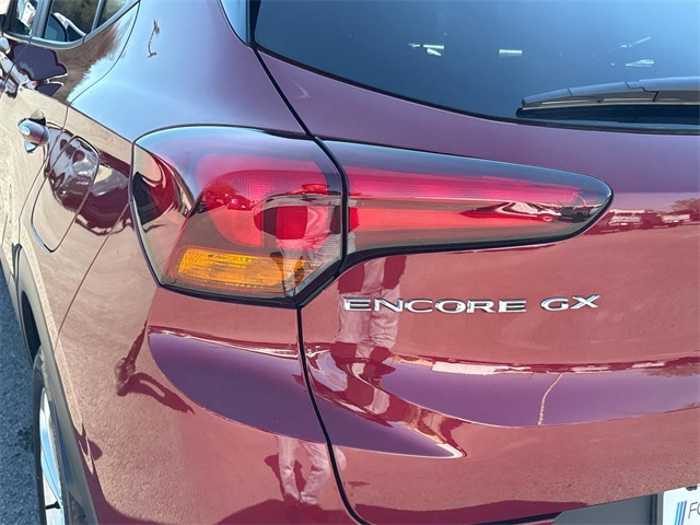 Vehicle image 11 of 32