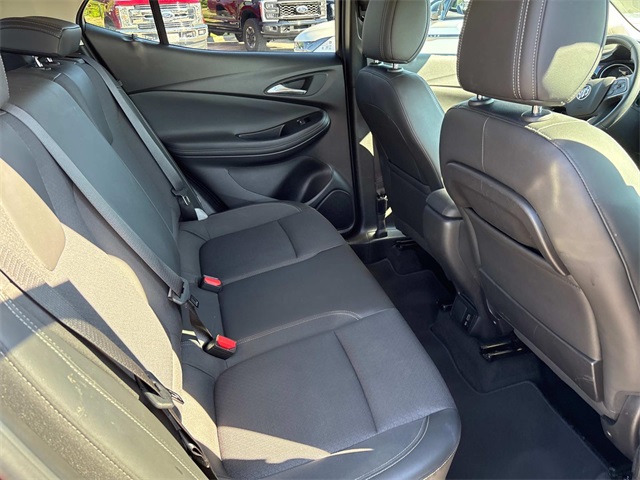 Vehicle image 20 of 32
