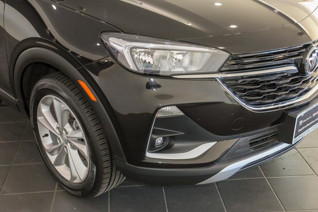 Vehicle image 10 of 25