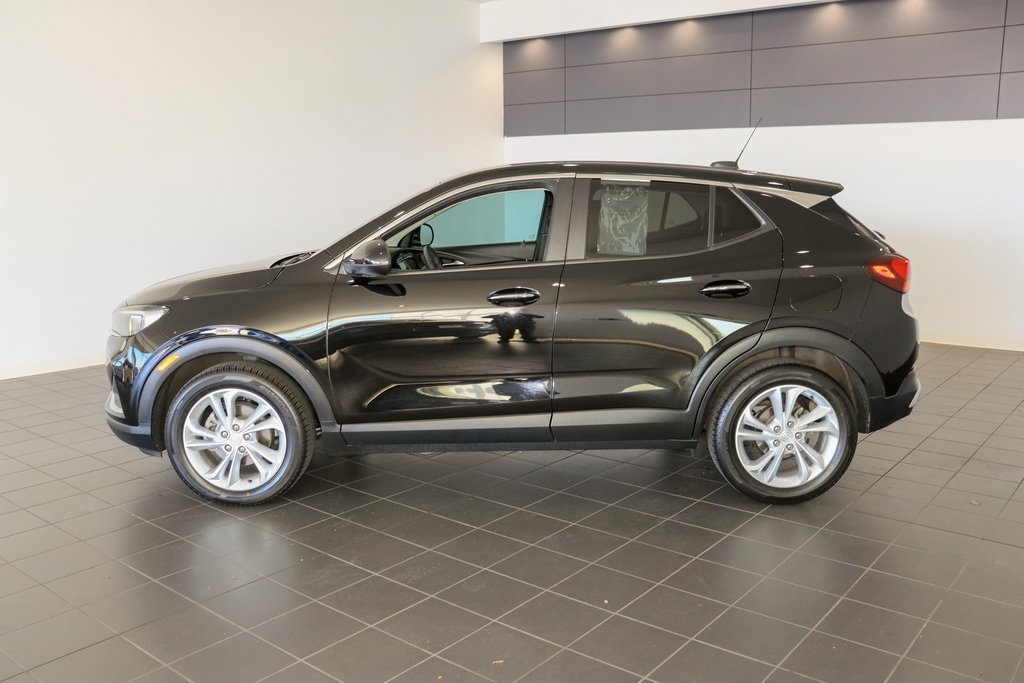 Vehicle image 8 of 25
