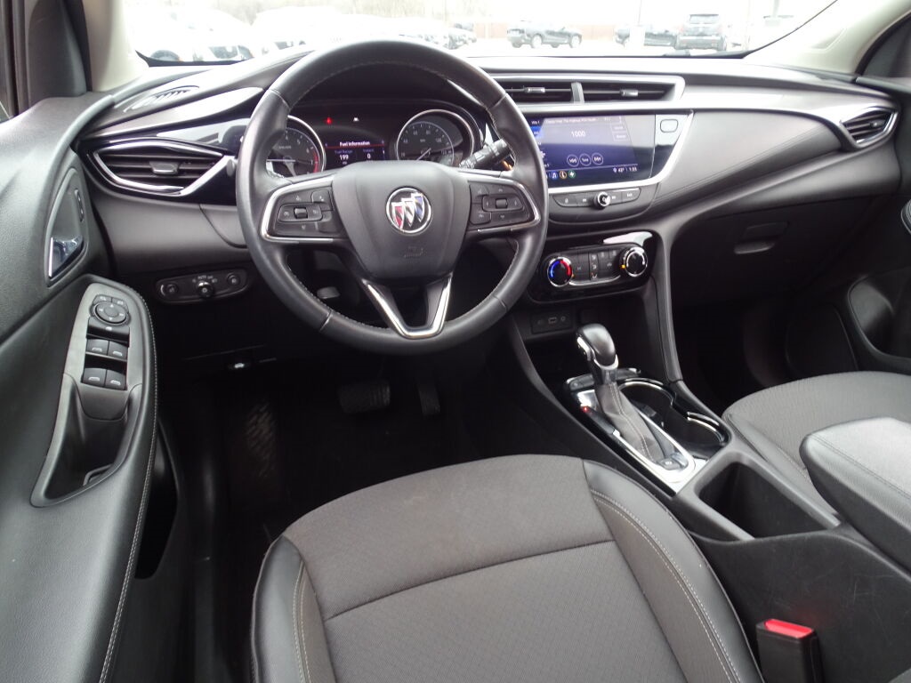 Vehicle image 20 of 32