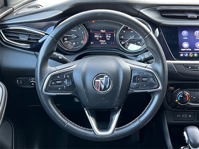 Vehicle image 25 of 32