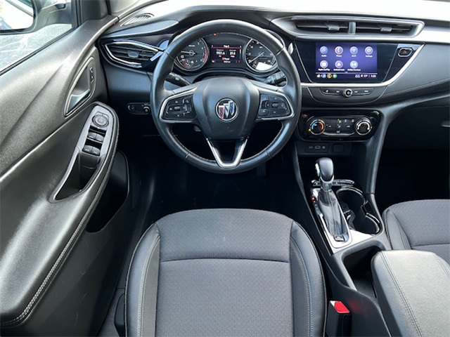 Vehicle image 24 of 32