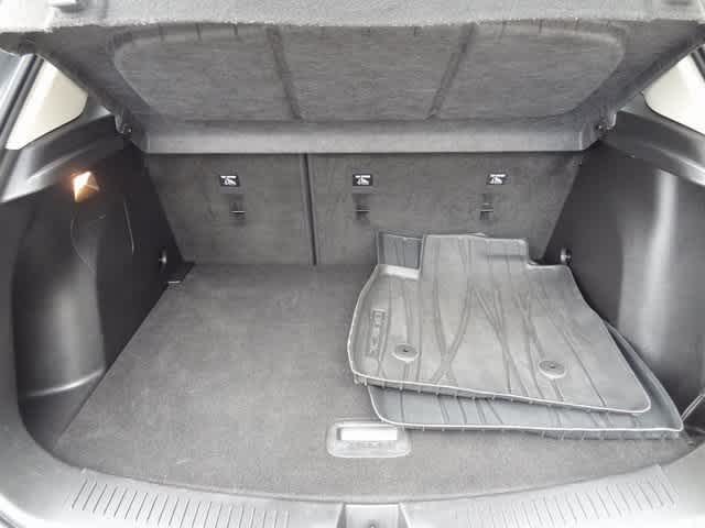 Vehicle image 11 of 36