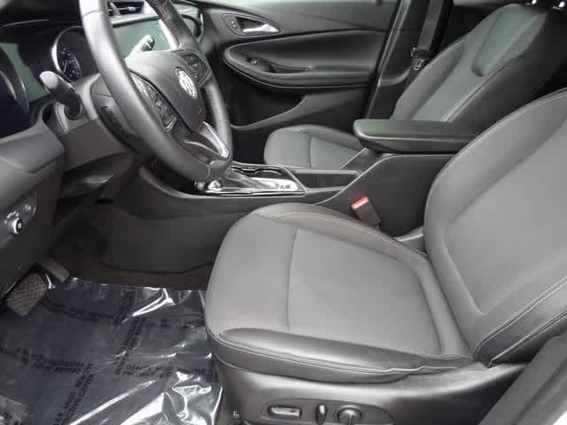 Vehicle image 9 of 36