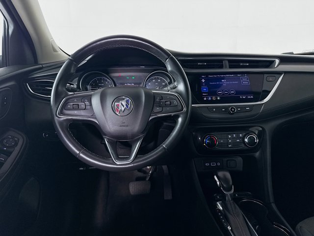 Vehicle image 17 of 33