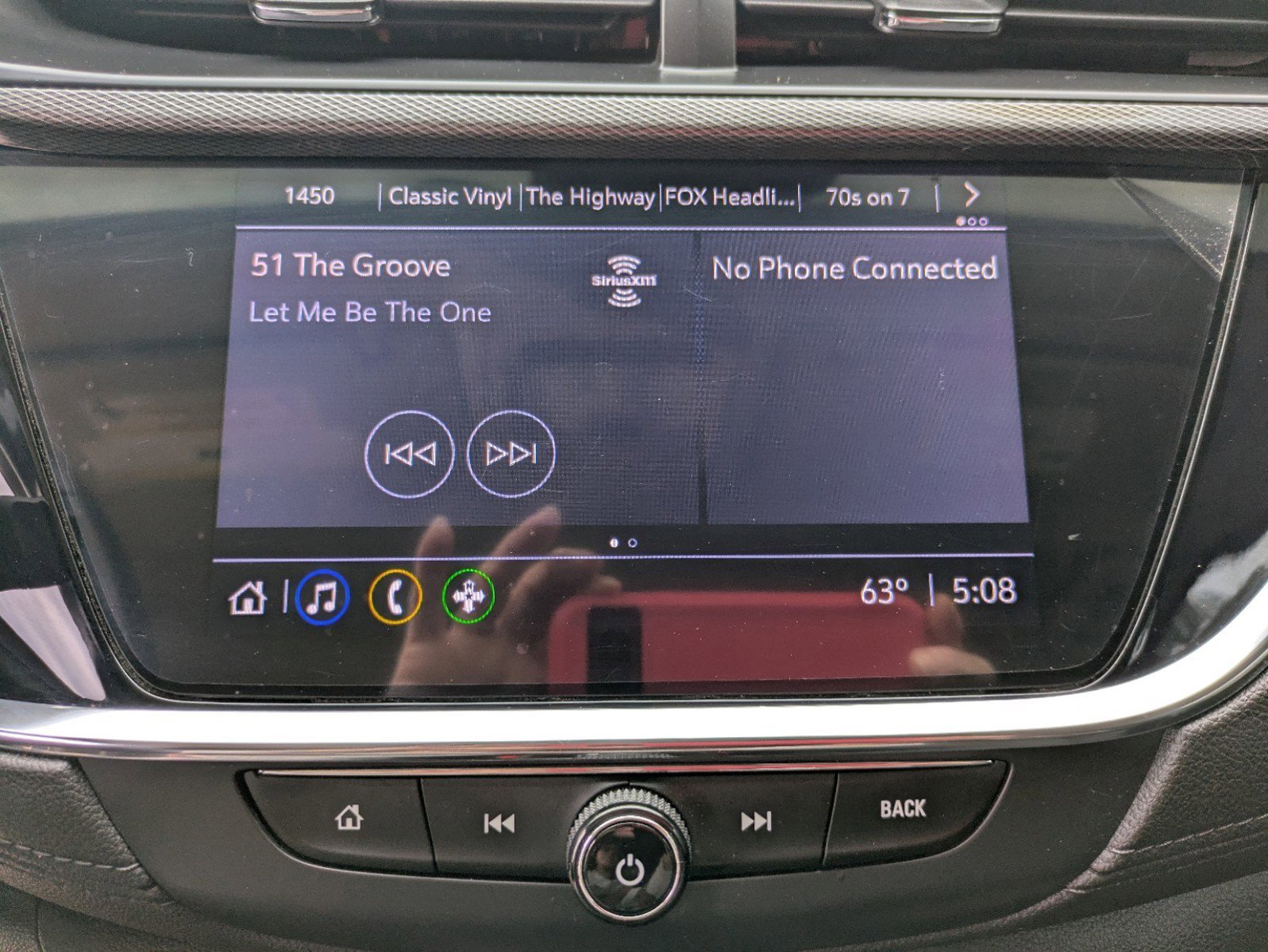 Vehicle image 18 of 23
