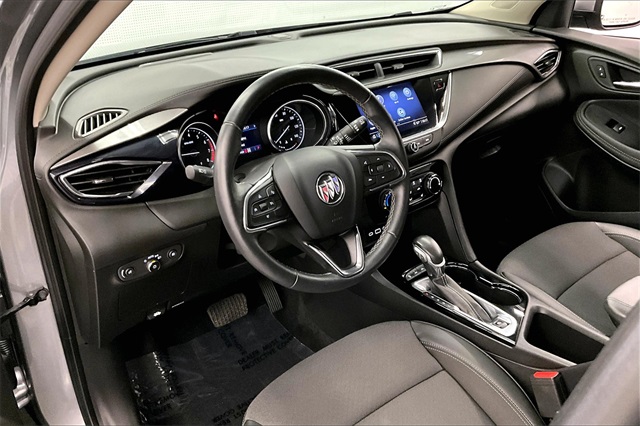 Vehicle image 13 of 35