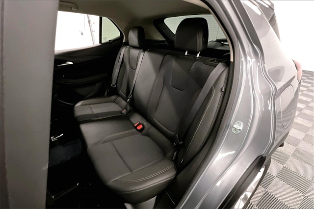 Vehicle image 12 of 35
