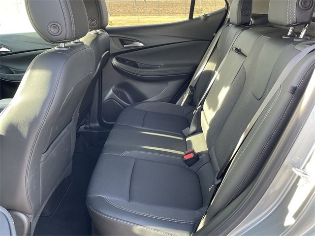 Vehicle image 22 of 32